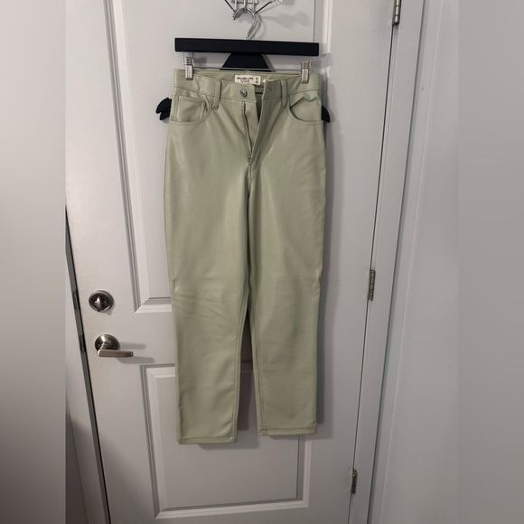 Abercrombie & Fitch Pants - Abercrombie and Fitch Curve Love Size 27 Vegan Leather Pants
